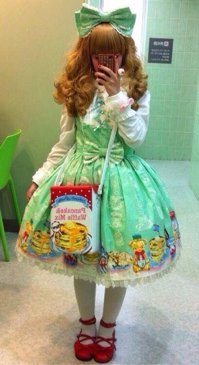 angelic pretty honey cake