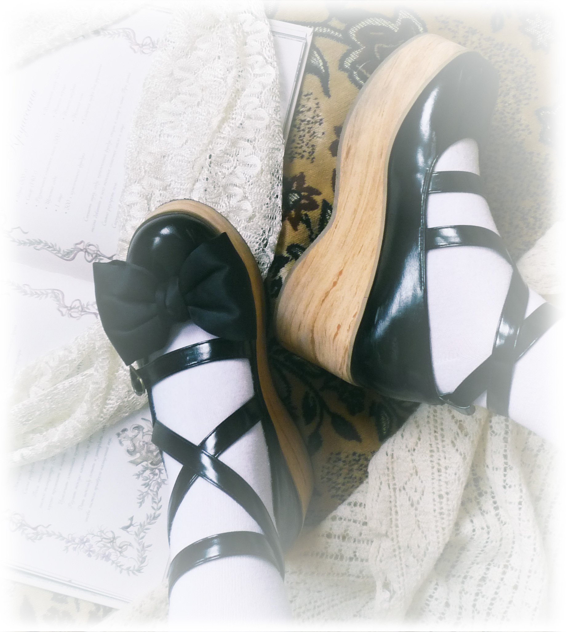 𝙼𝙾𝙳𝙾 - 𝚁𝚘𝚌𝚔𝚒𝚗𝚐 𝚑𝚘𝚛𝚜𝚎 𝚜𝚑𝚘𝚎𝚜.