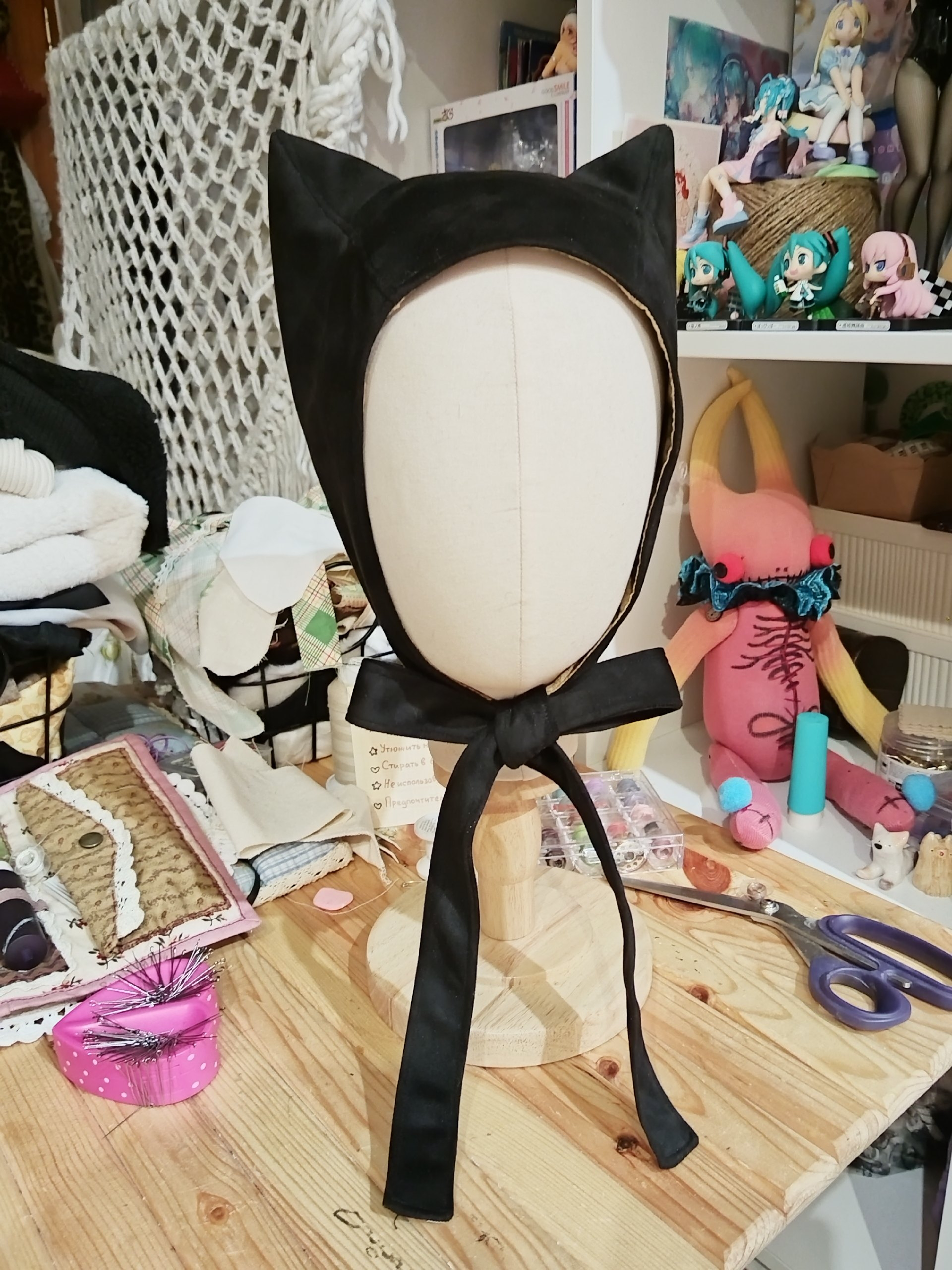Puriru Black Suede Cat Hat
