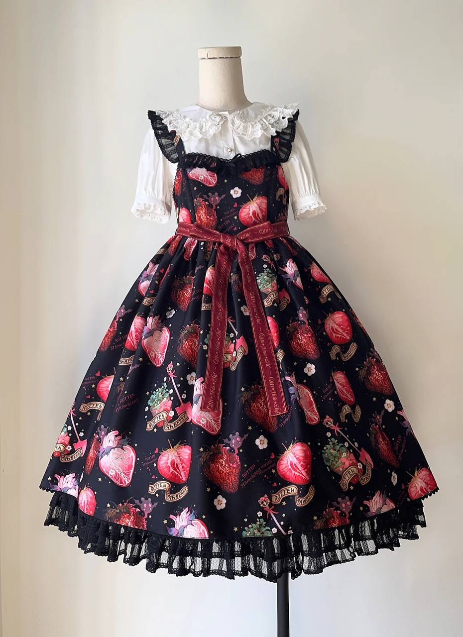 Qinghuashe Rotten Strawberry JSK