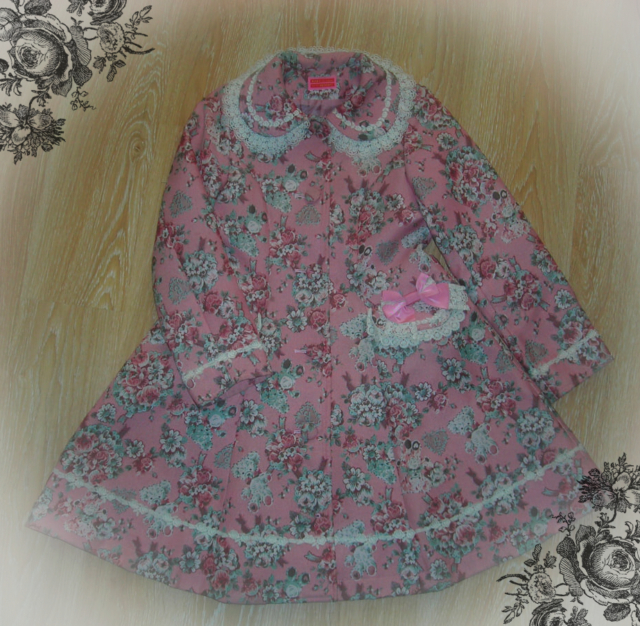 Teddy Bear Bouquet Print Gobelin Coat.png