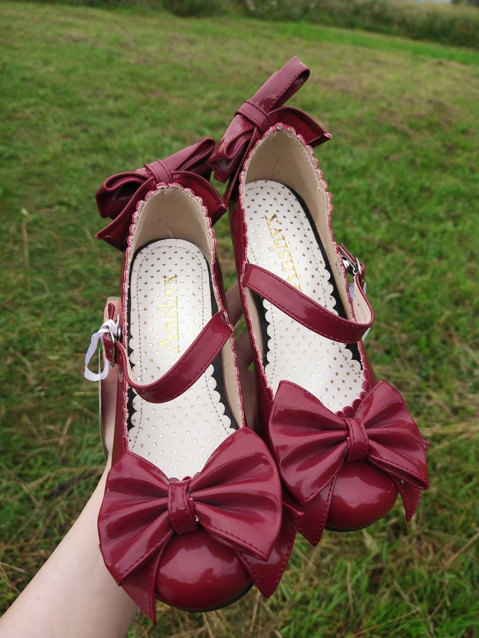 Wine red shoes